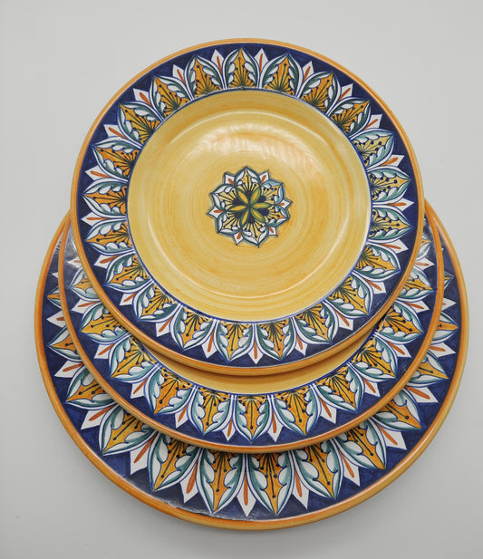 Posto tavola Decoro Vario fondo Giallo