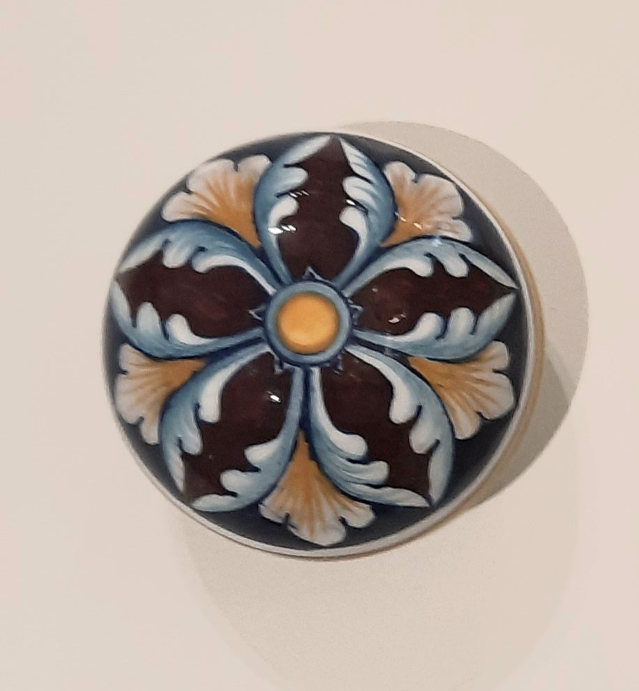 Rounded box 6 cm