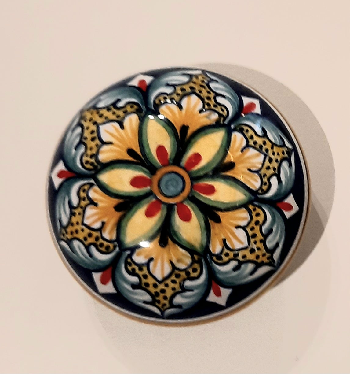 Rounded box 9 cm