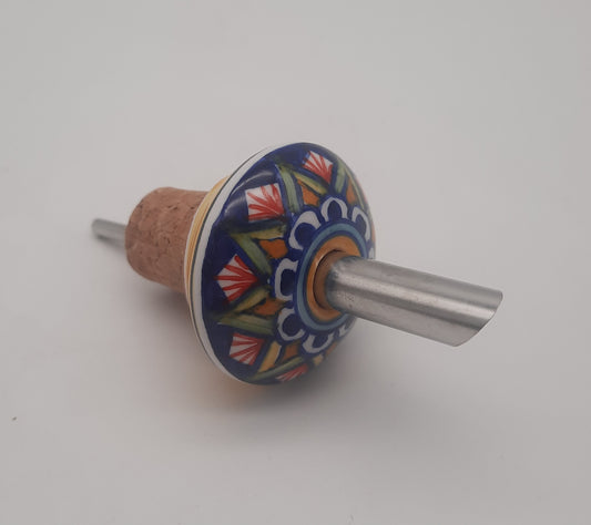 Gocciolatoio per olio in ceramica dipinto a mano. Adattabile a tutte le bottiglie d'olio. Utile e colorato per la tua tavola.