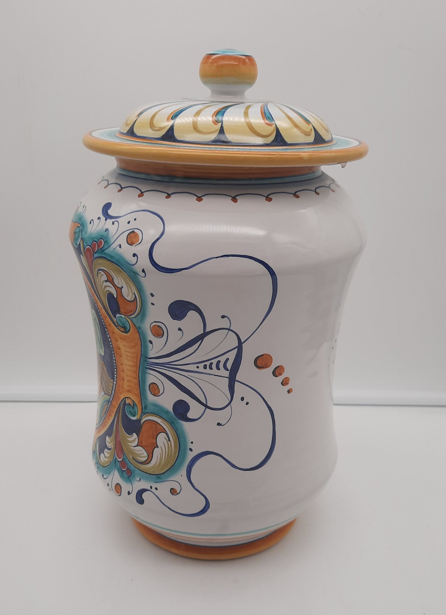 Barattolo classico farmacia cm 33 con Figura Femminile Rinascimentale interamente dipinto a mano