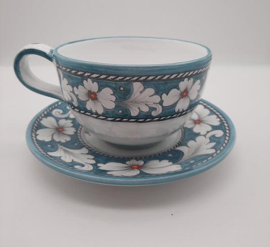 Tazza da latte con piattino