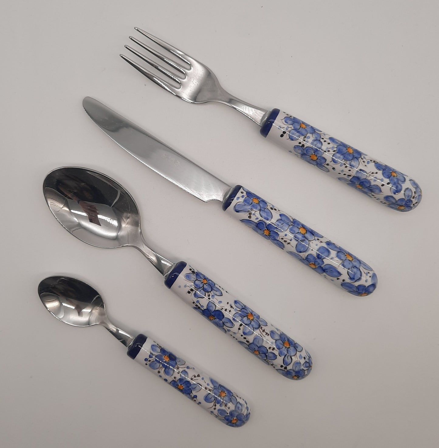 Table cutlery set Blue Flowers decoration